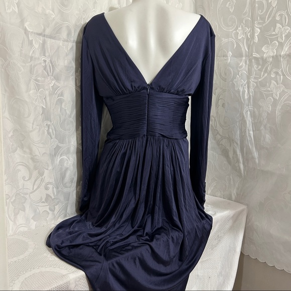BCBG MaxAzria Navy Jersey V-Neck Long Sleeve Dress - Picture 8 of 9
